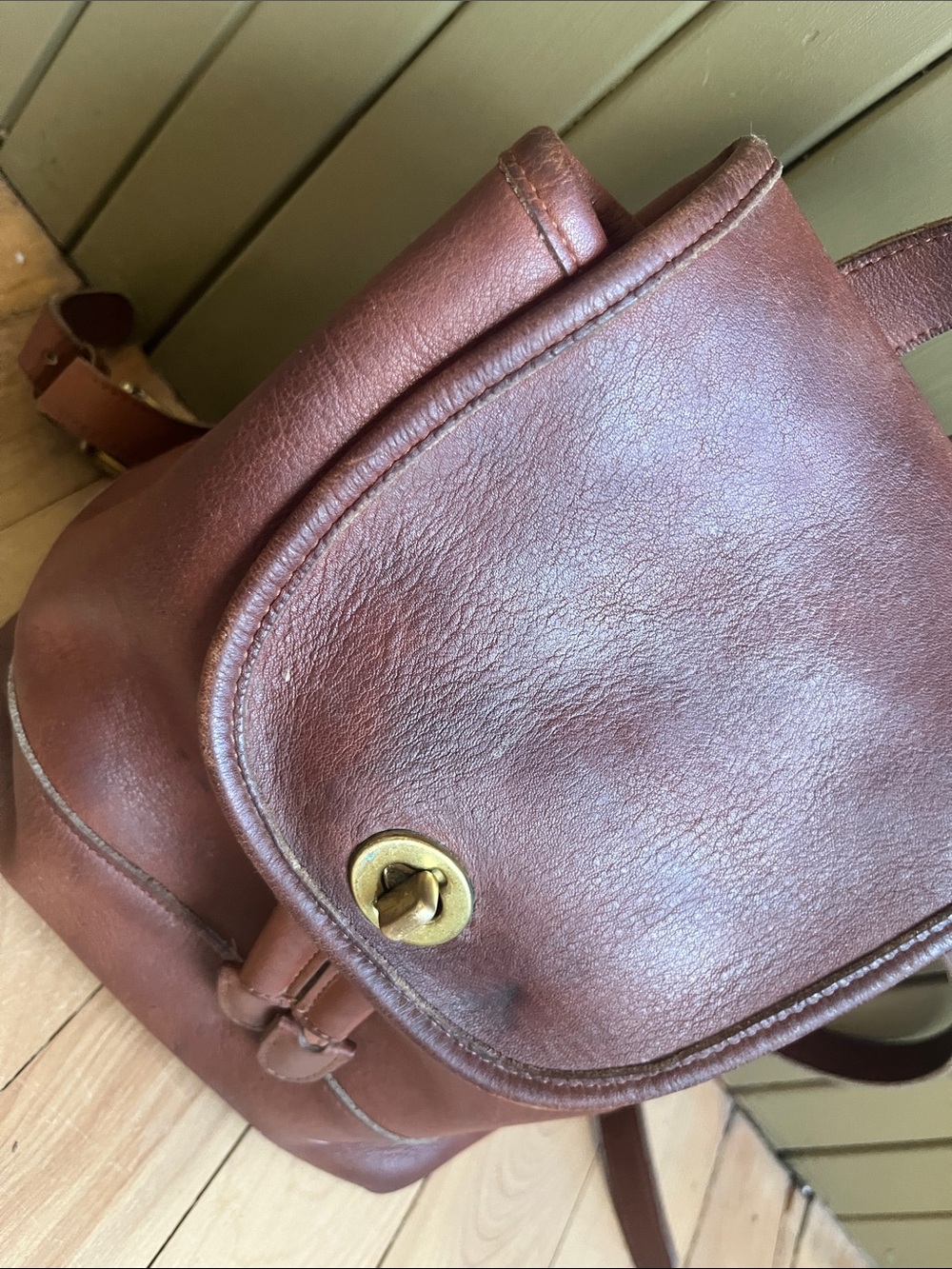 Coach H50-9960 Daypack Brown Leather Mini Backpack Purse Turn-Lock Closure - Picture 3 of 14